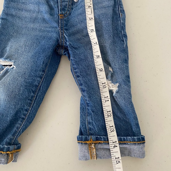 Baby Gap ripped jeans - Picture 3 of 5